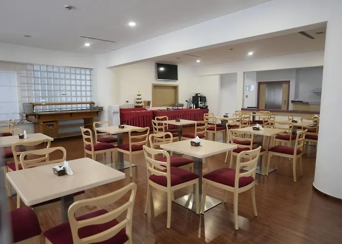 Sky 2 Hotel Tirana
